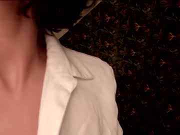 girl
        evatango cam image #887685