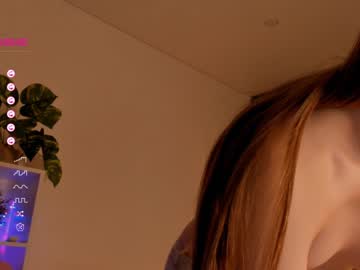 girl
        gracestanley cam image #414003