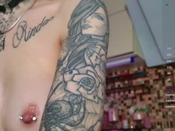 girl
        2badforyou cam image #5887132