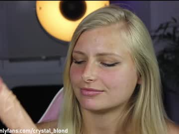 girl
        crystal_blond cam image #6800070