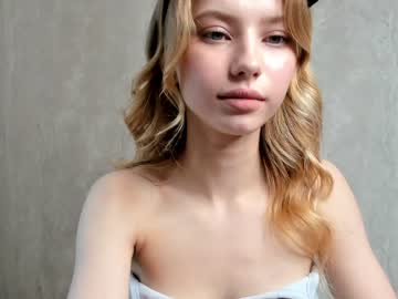girl
        olivia_madyson cam image #2055807