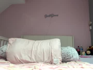 girl
        itsmelolax cam image #6244797