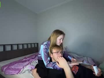 couple
        shyprinces cam image #3803613