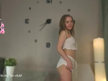 girl
        elina_wilgauch cam image #6627938