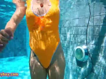 couple
        annaplayboy cam image #811019