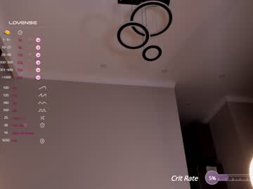 girl
        hee_jeen cam image #2890824