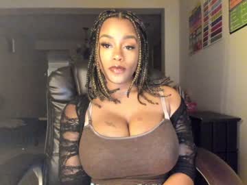 girl
        napudi1 cam image #3196700
