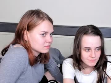 couple
        two_girls_on_da_stream cam image #3495488