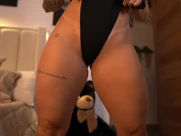 girl
        ashlyeroberts01 cam image #6060838