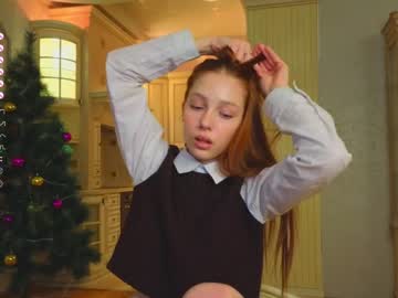 girl
        shirleywhitney cam image #3214339