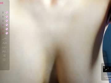 girl
        emma_clarc cam image #3140088