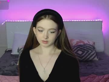 girl
        small_blondee cam image #6303365