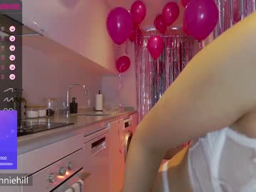 girl
        anniehillofficial_ cam image #2073093