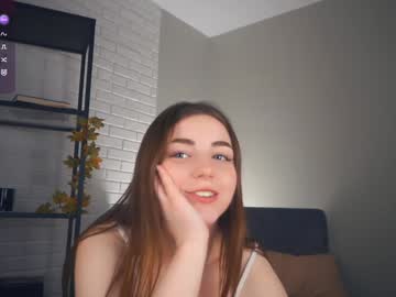 girl
        rowenahallman cam image #5607784