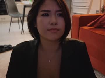 girl
        kimi_kay cam image #3867103