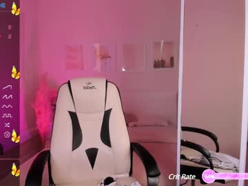 girl
        lil_stephanie cam image #5014079