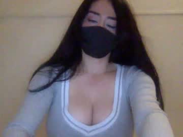 girl
        _natycutei19 cam image #6327851