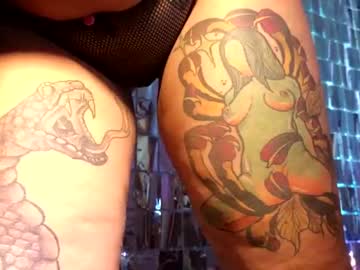 girl
        elliy_coy cam image #2291105