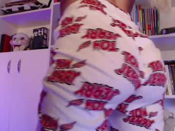 girl
        holy_crap__ cam image #2804172