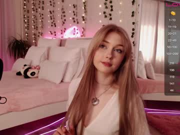girl
        vonnalein cam image #1292562