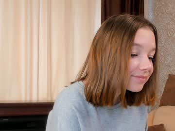 girl
        beatrixfrake cam image #5614158