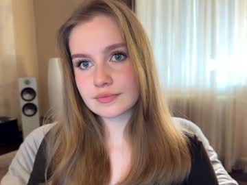 girl
        cute_siberian_girl cam image #6299801