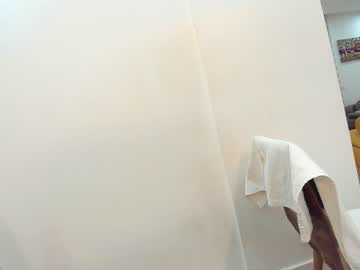girl
        ehotlovea cam image #88656