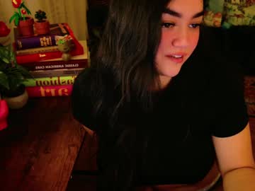 girl
        annatigarr cam image #5004749