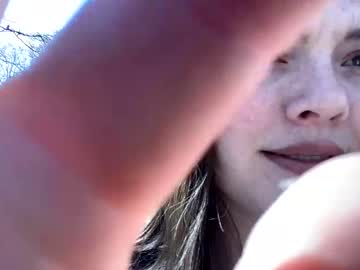 girl
        emersoncane cam image #225433