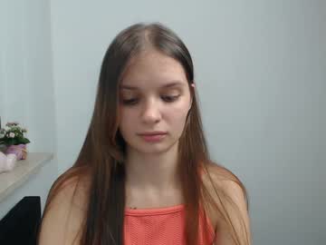 girl
        vivien_slender cam image #4662965