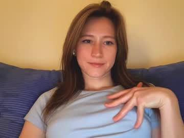 girl
        _feli_ cam image #6098433