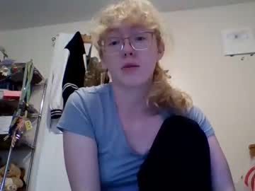girl
        blonde_katie cam image #4109967