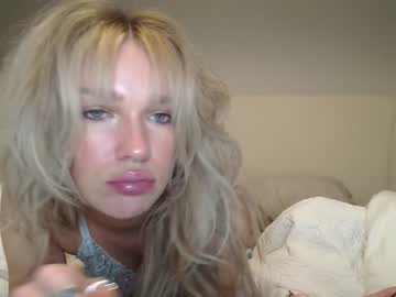 girl
        mslunasagex cam image #3497601