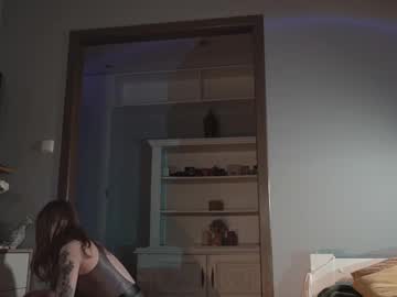 girl
        ms_lorelei cam image #6783869
