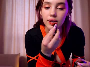 girl
        angella_kleee cam image #3770525