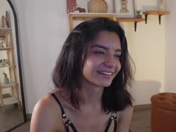 girl
        urcutelinda cam image #3733072
