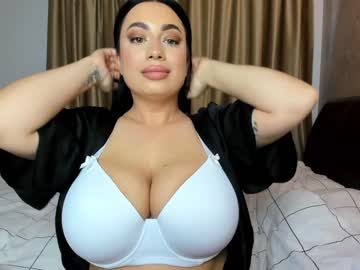 girl
        sabinadulce cam image #1057882