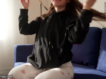 girl
        myliss cam image #5281507