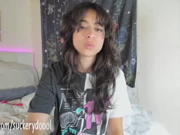 girl
        suckerydoool cam image #2823055