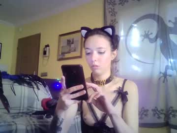 couple
        patricktwinslutgirl cam image #3191094