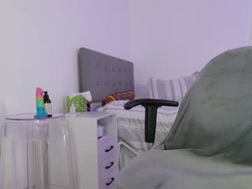 girl
        cherryvonfairy cam image #5888704