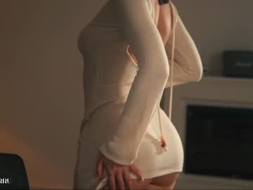 girl
        thingswithana cam image #4206036