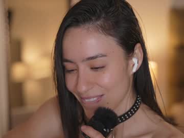 girl
        emyii cam image #6592132