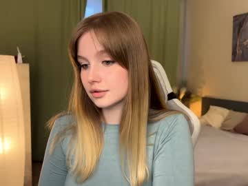 girl
        cute_siberian_girl cam image #1112403