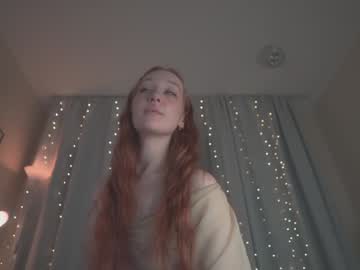 girl
        iara_mi cam image #6288954