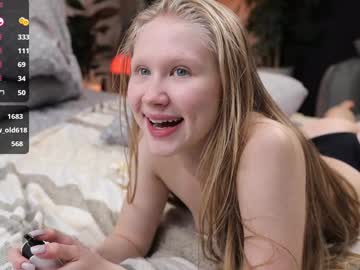 girl
        dexterity_of_love cam image #5204739