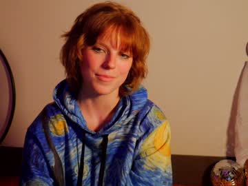 girl
        sisypheanlove cam image #1341893