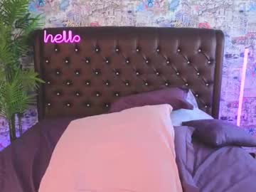 girl
        angelina_new cam image #4280264