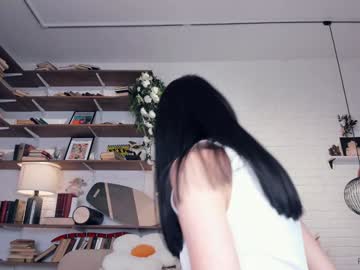 girl
        riskyproject cam image #5387425