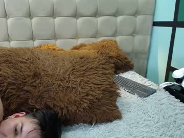 couple
        valerya_sex cam image #498891